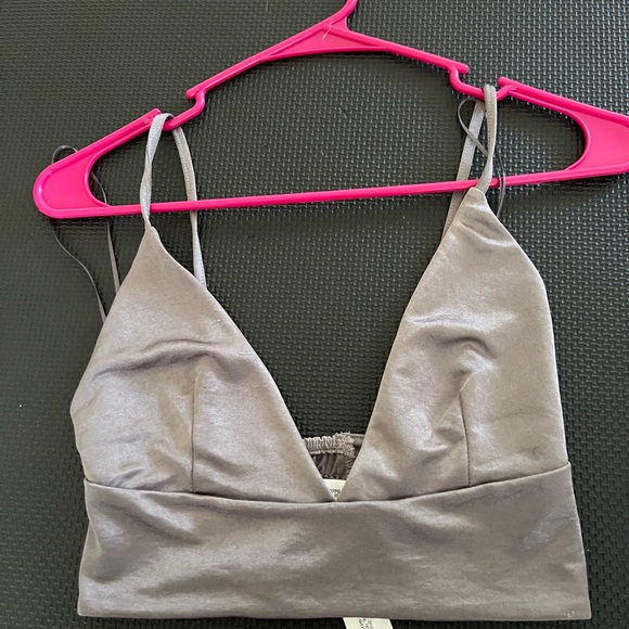 Very cute top for a night out or a dinner date. - Picture 1 of 3